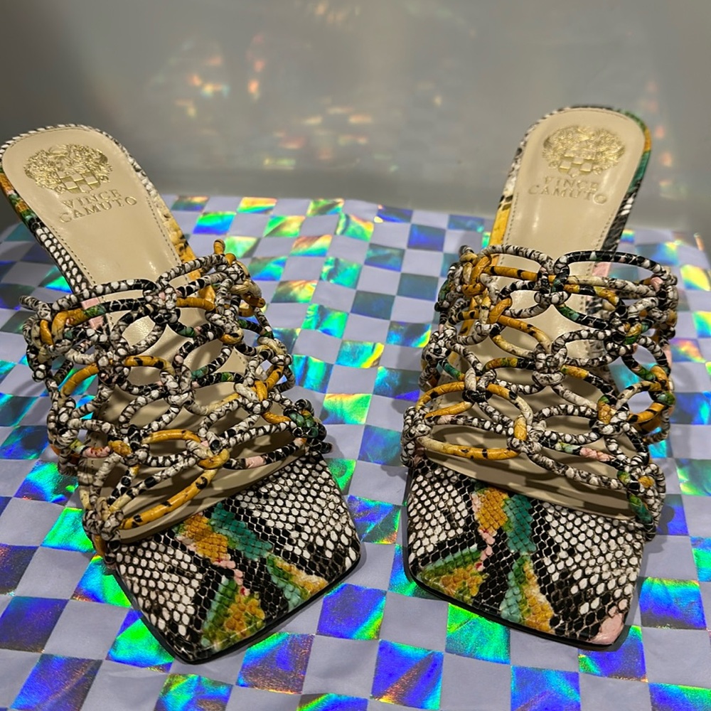 NWT.. NWBox..Vince Camuto Aleya snake multicolor crochet sandal.  still new